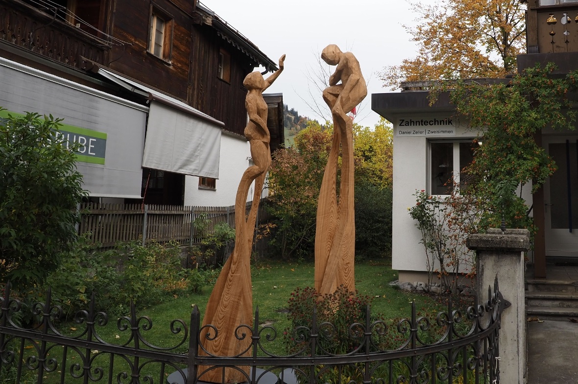 «Zuwendung» und «Aufmerksamkeit» von Lukas Senn, Rothrist.