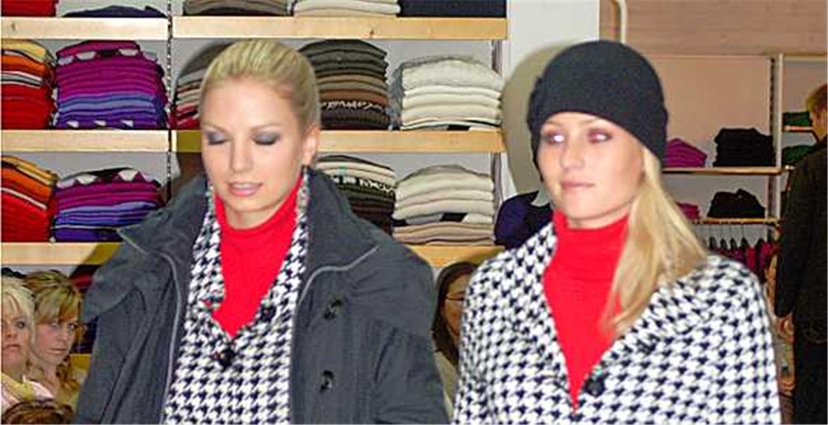 Zweimal Miss Bern auf dem Wittwer Modenschau-Laufsteg: Emilie Lindblom, Zweisimmen (2008) und Fabienne Kropf, Worb (2005).