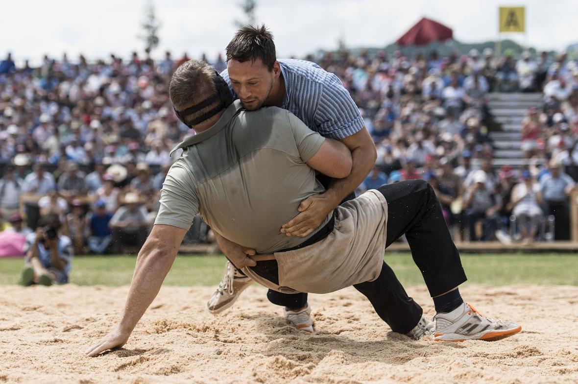 ...ebenso wie der Diemtigtaler Kilian Wenger, der Simon Röthlisberger im fünften Gang mit der Maximalnote besiegte.