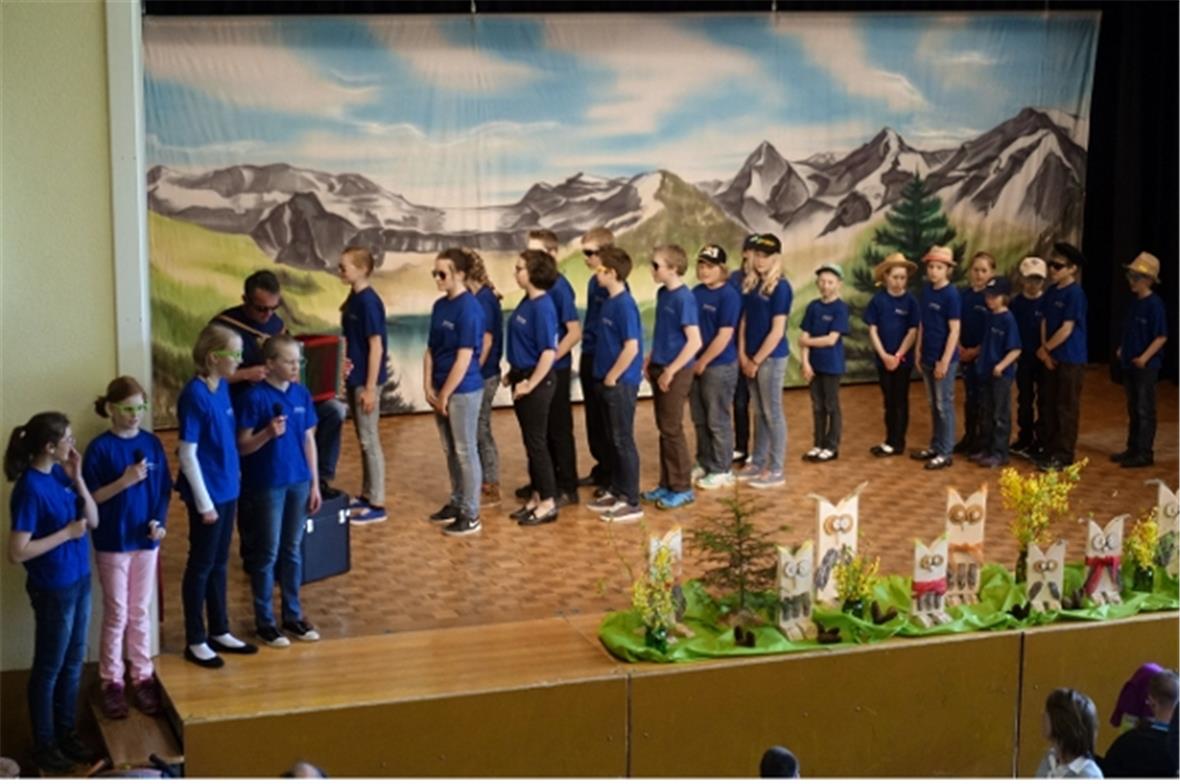 …und beinahe flugtauglich bei der Wiedergabe des «Alpeflugs» von Mani Matter.