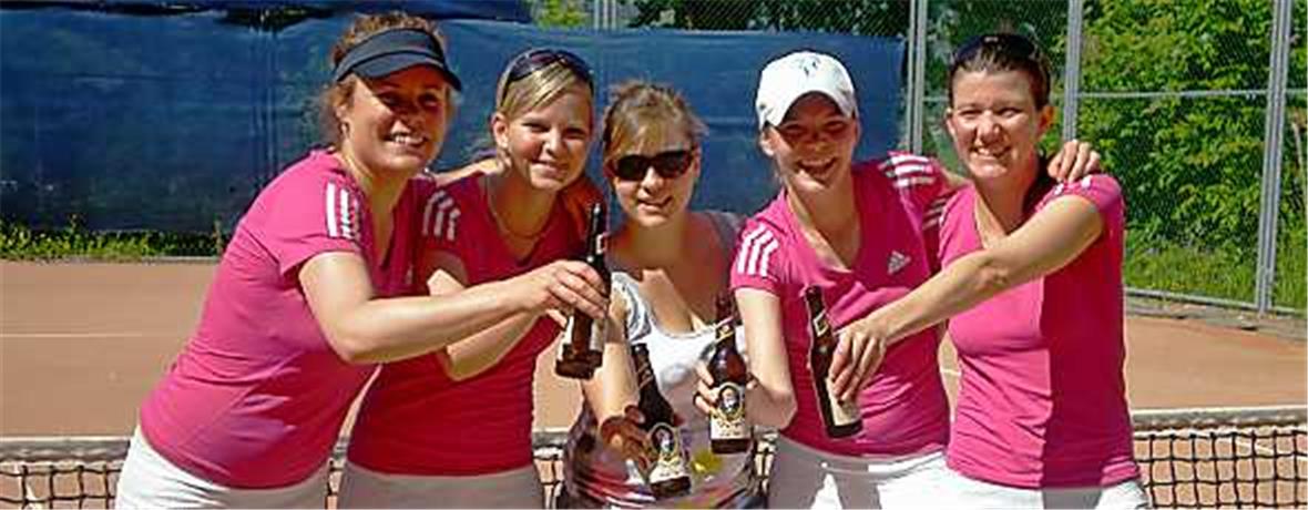 v.l.n.r. Stina van Enckevort, Karin Aegerter, Olivia Wittwer, Beatrice Schletti, Manuela Müller Es fehlen: Martina Beetschen, Petra Walker